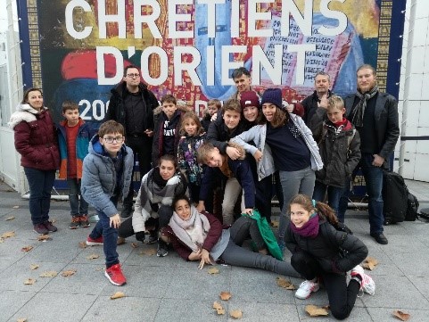 Les jeunes du caté à Paris